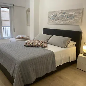 Apartment Delle Palme Elegante Monolocale In Centro Palermo